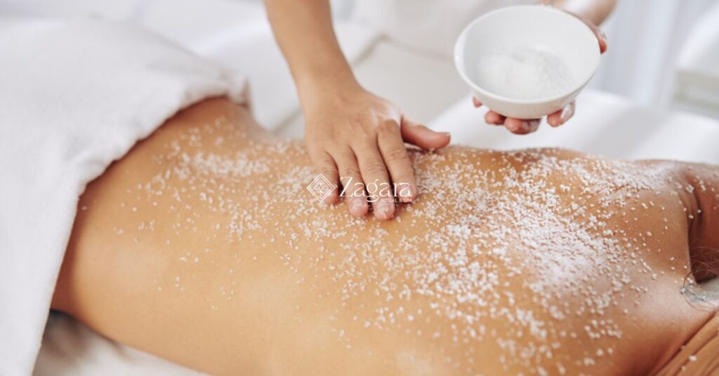 Esfoliazione pelle estate: perché lo scrub è il passaggio che cambia tutto - Zagara spa L'Aquila